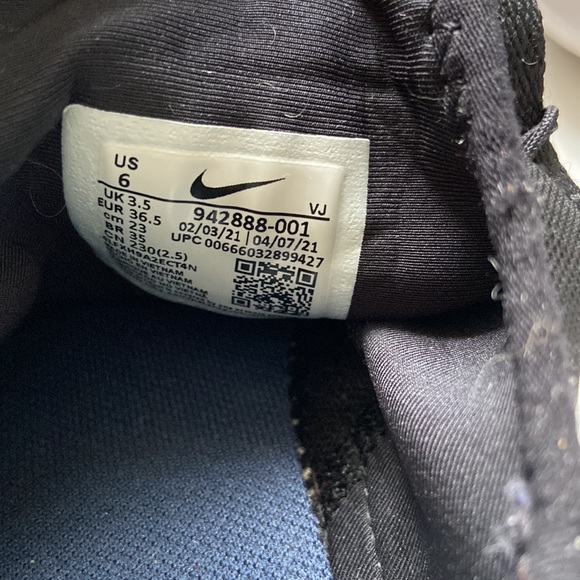 Nike women’s Sneakers black - Picture 6 of 6